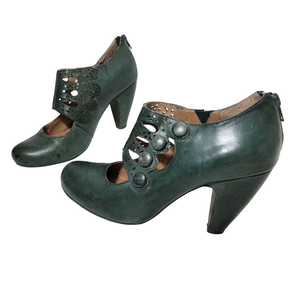 Miz Mooz Sharon Green Leather Laser Cut Button Mary Jane Heels Size 7
